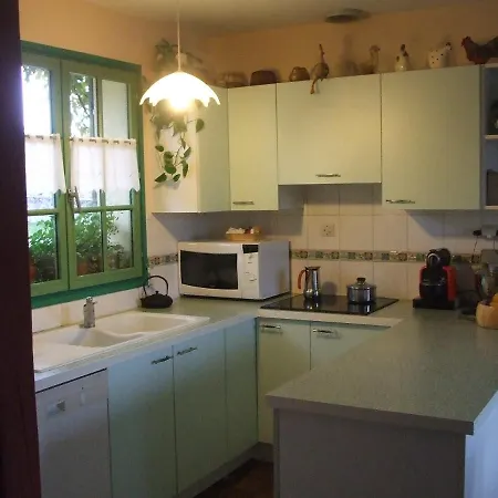 Habitación en casa particular Chambres Privées Dans Maison Familiale Villeneuve-Sur-Bellot